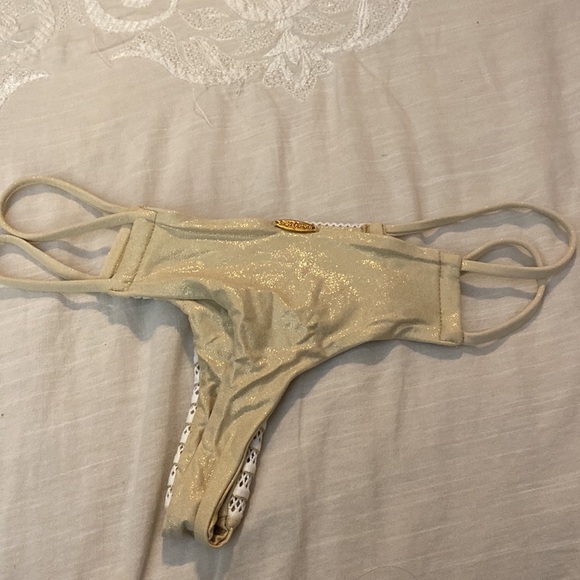 Luli Fama Moon Over Miami Bikini - Picture 9 of 14